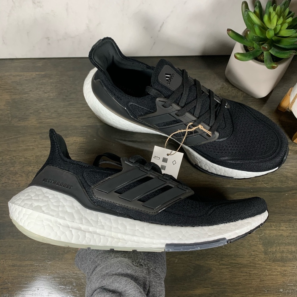 adidas UltraBOOST 21 Black and White - Picture 6 of 7